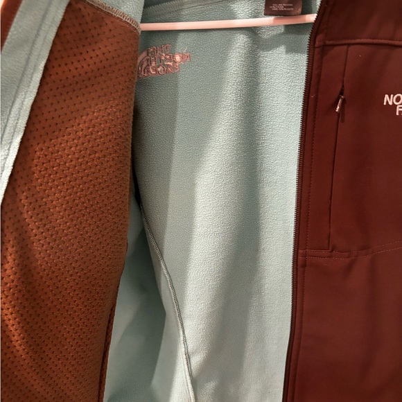 North Face Apex Jacket - Picture 6 of 7